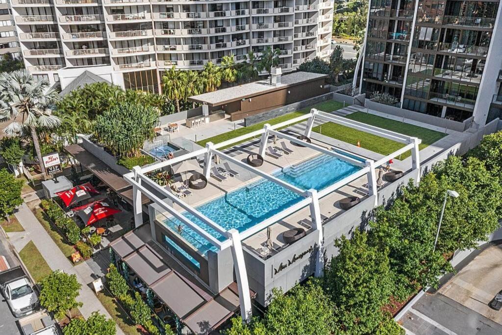 Broadbeach Stunner Modern And Central Gold Coast Exterior foto