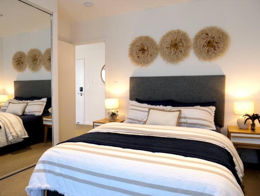 Broadbeach Stunner Modern And Central Gold Coast Exterior foto