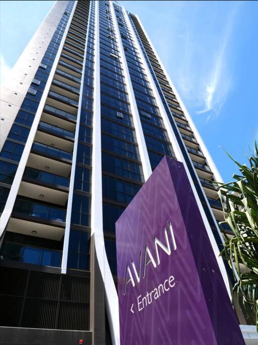 Broadbeach Stunner Modern And Central Gold Coast Exterior foto